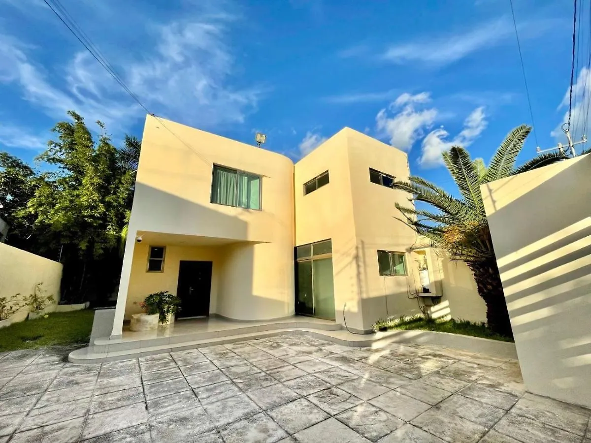 Casa Con Amplios Espacios Cancun