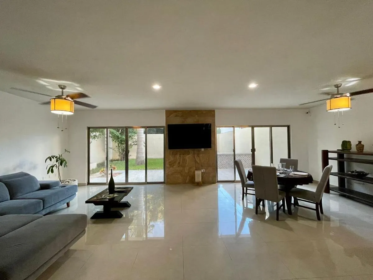 Casa Con Amplios Espacios Cancun Mexico